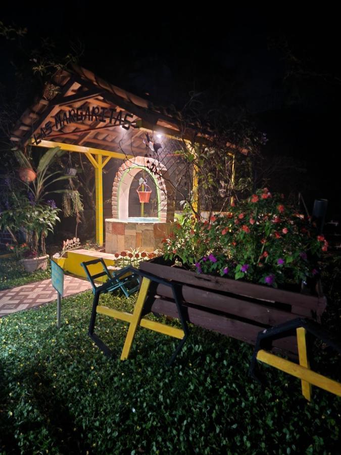 Hotel Y Restaurante Las Margaritas Perquín Esterno foto