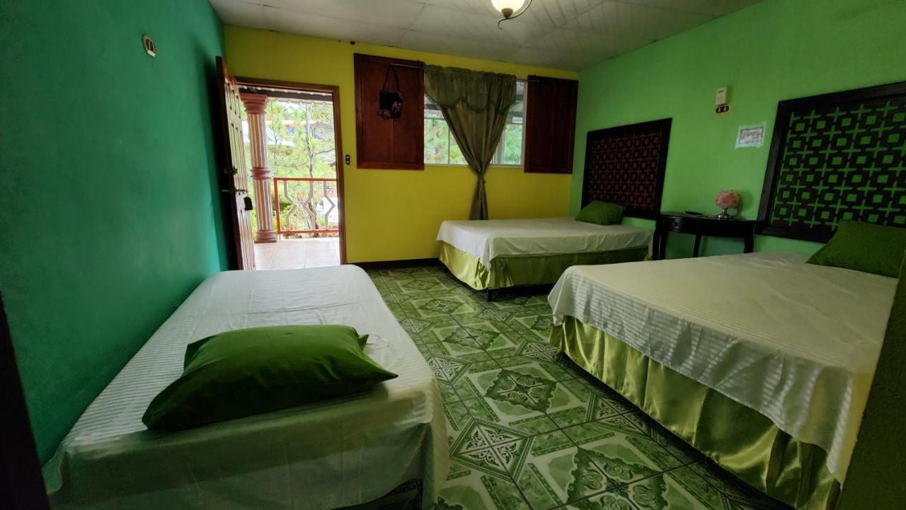 Hotel Y Restaurante Las Margaritas Perquín Esterno foto