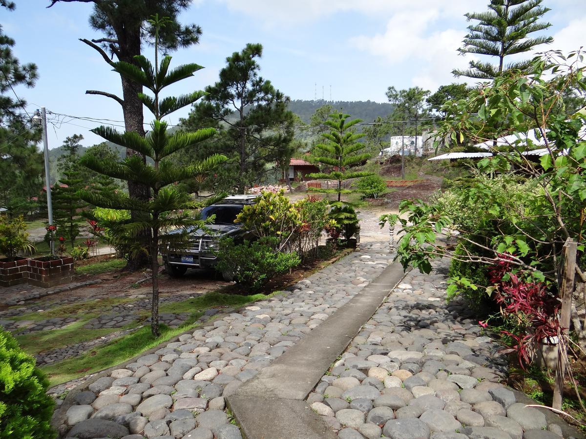 Hotel Y Restaurante Las Margaritas Perquín Esterno foto